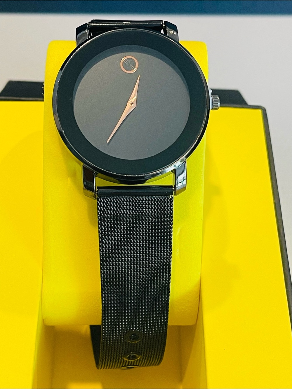 Men’s Watch Minimalist Black Mesh Band Wrist